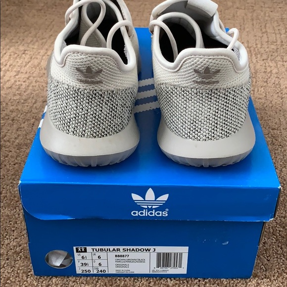 Adidas Originals Tubulars - Picture 2 of 4